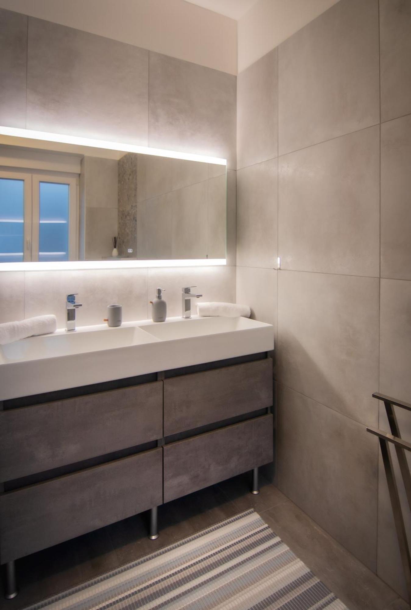 Apartman Xenna Rijeka Exteriör bild